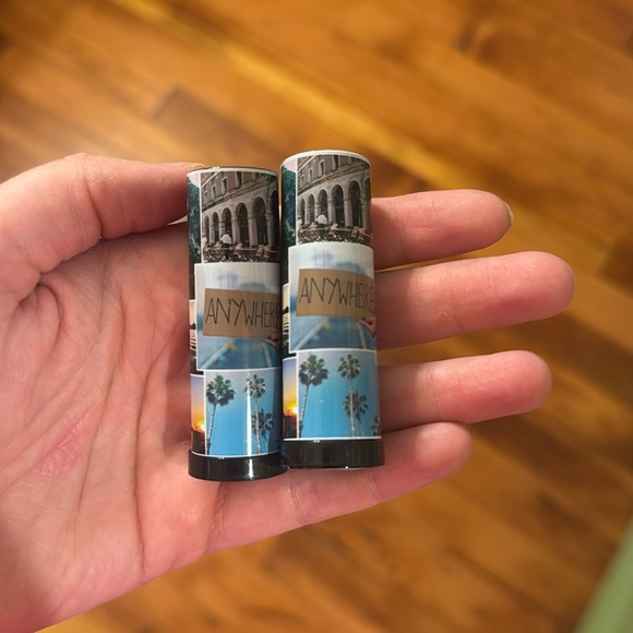 NEW Urban Decay Born to Run Set of 2 Lipsticks - Picture 1 of 4